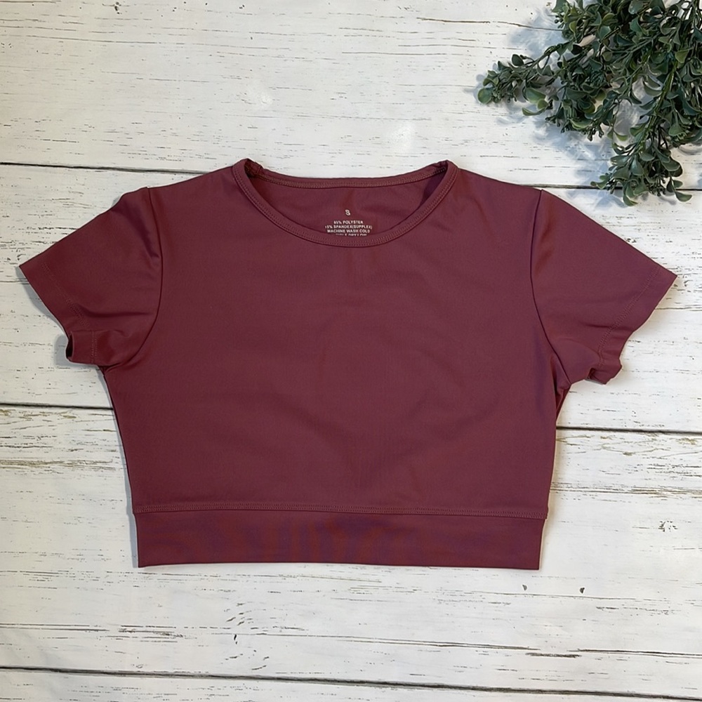 Agent84 Short Sleeve Crop Top - Small